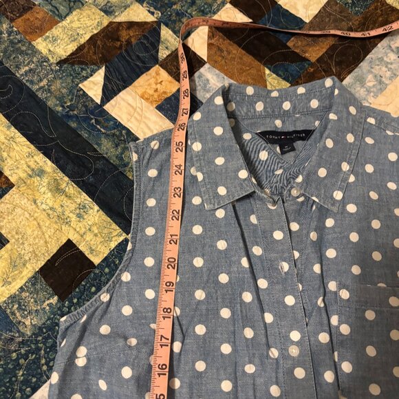Tommy Hilfiger sleeveless button down - M - Picture 4 of 6